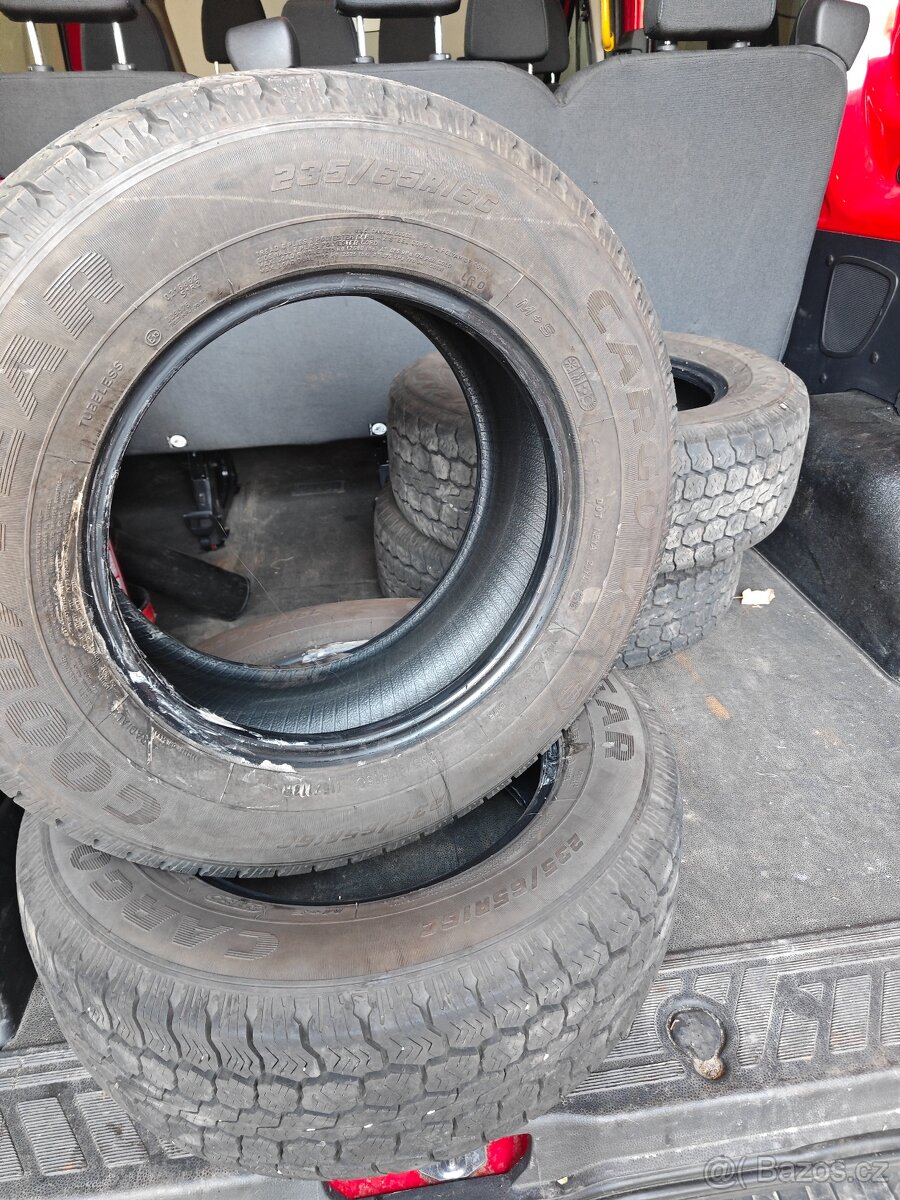 Pneumatiky 235/65R16C