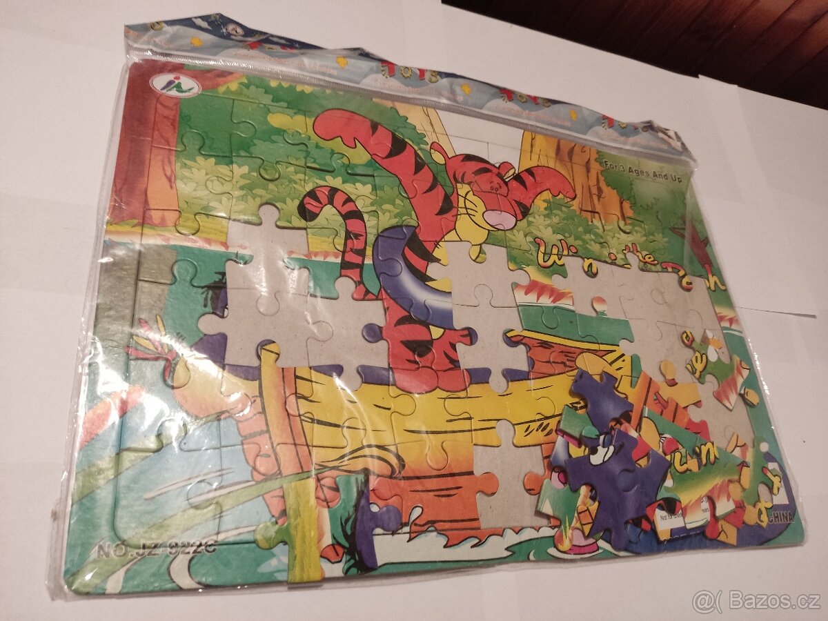 Retro puzzle Medvídek Pú – nerozbalené