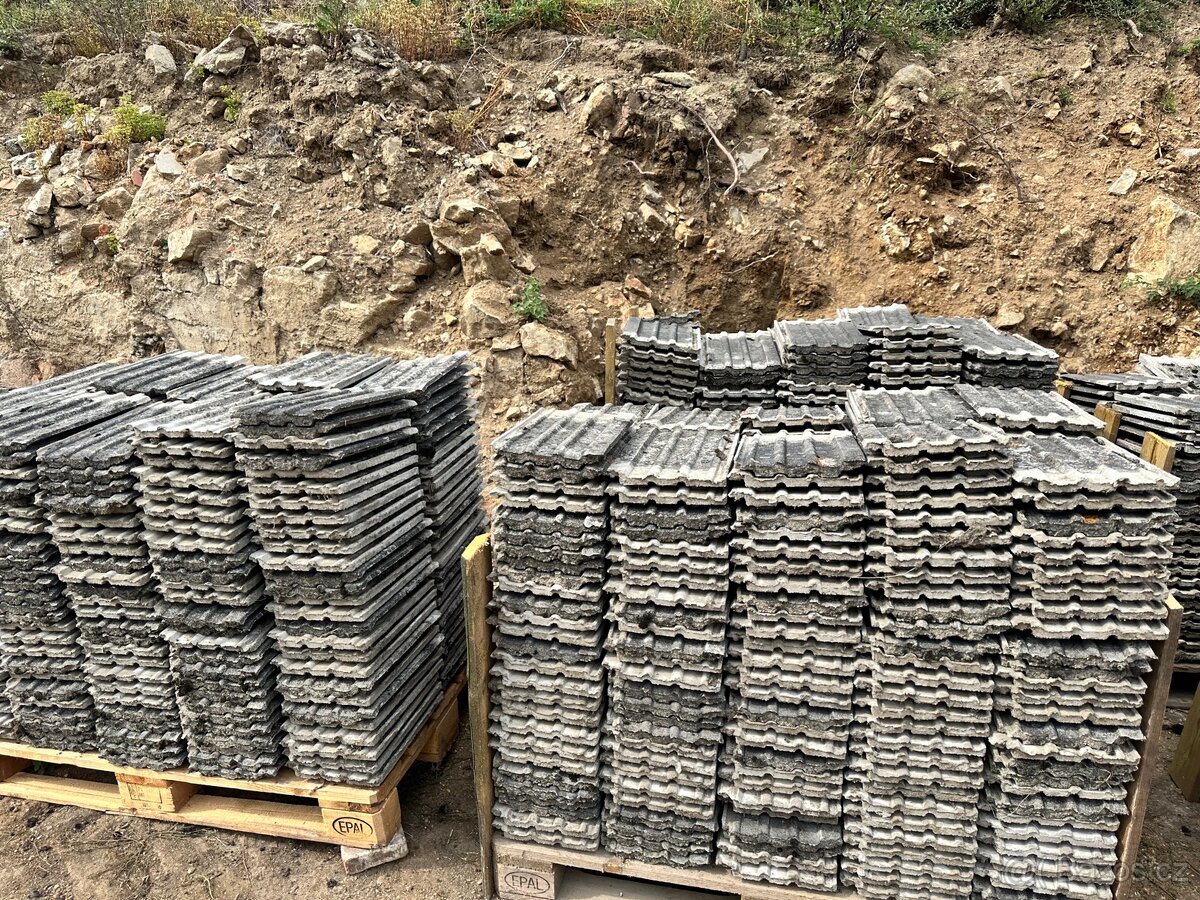 Betonové střešní tašky