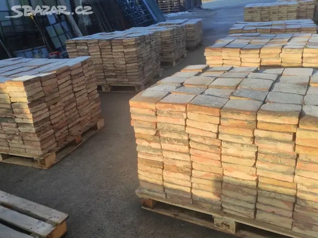 Stará cihlová dlažba, půdovky, půdovka, 50 m2