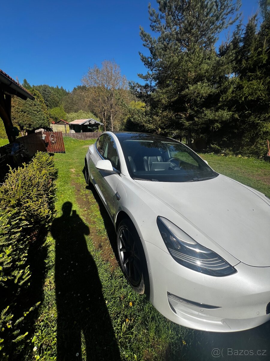 Tesla Model 3 Long Range