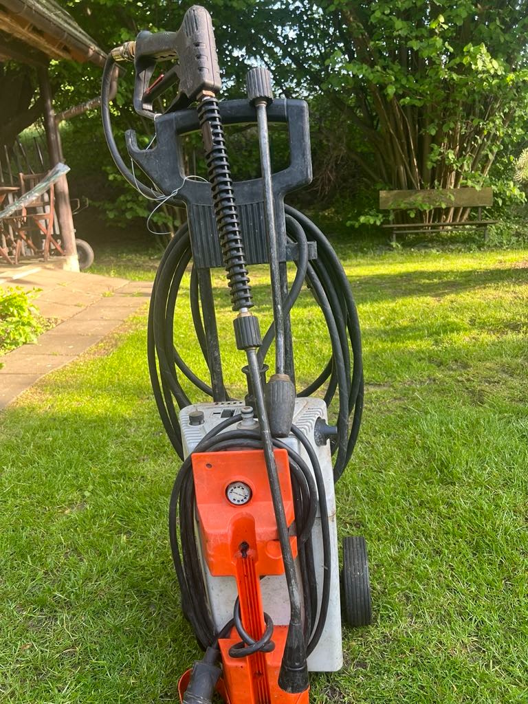 Vysokotlaký čistič Stihl (nefunkční) + pistole