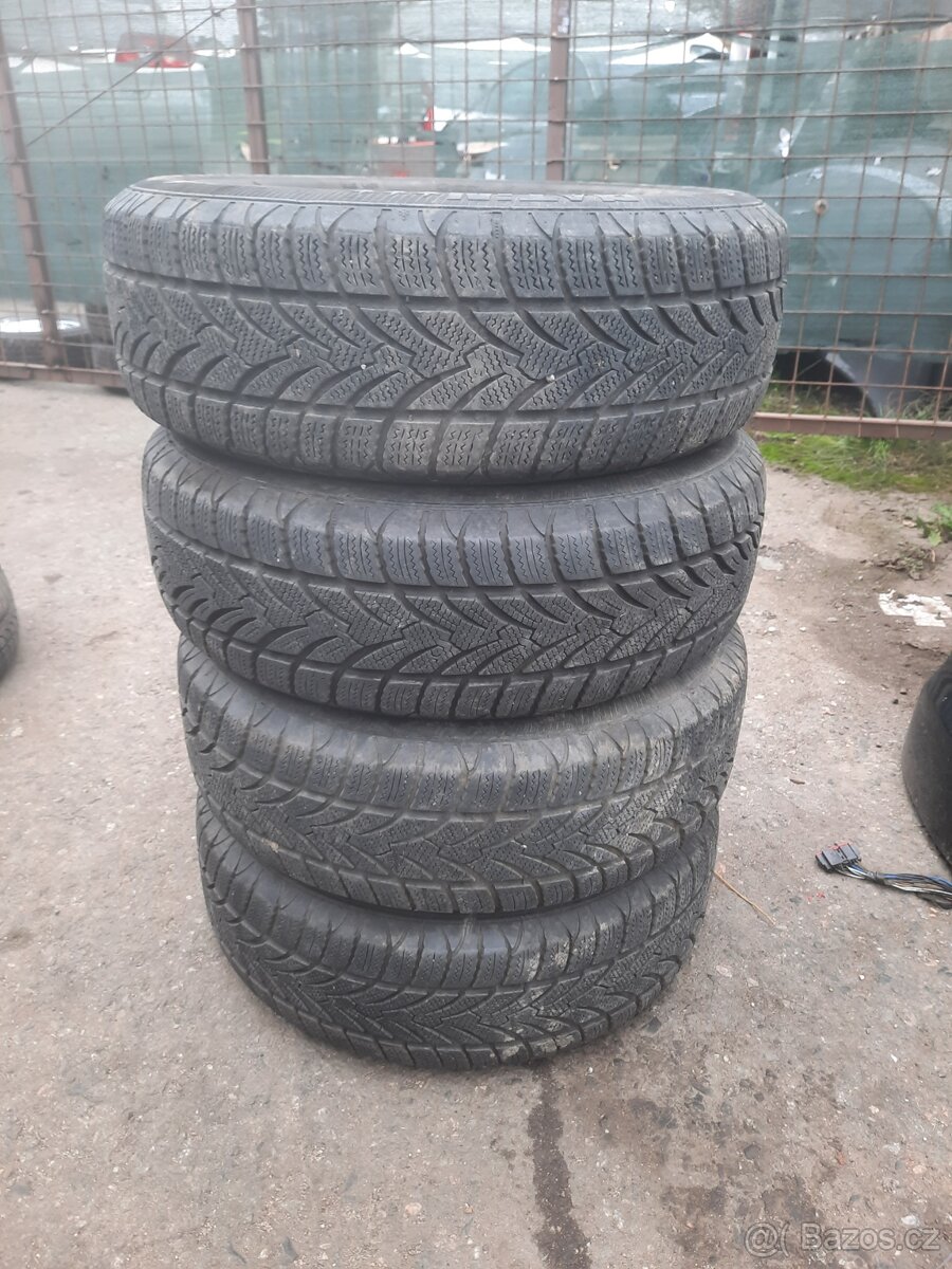 195/65 R15 M+S octavia 1 golf 4 bora leon
