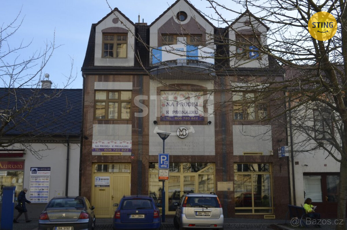 Nabízíme vám k prodeji 3 podnikatelské domy v centru, 120429