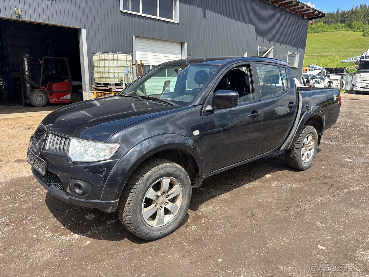 Mitsubishi L200
