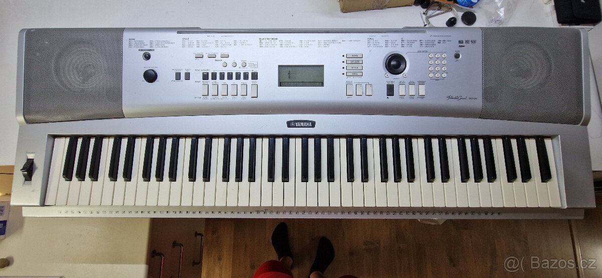 Klávesy Yamaha DGX 230