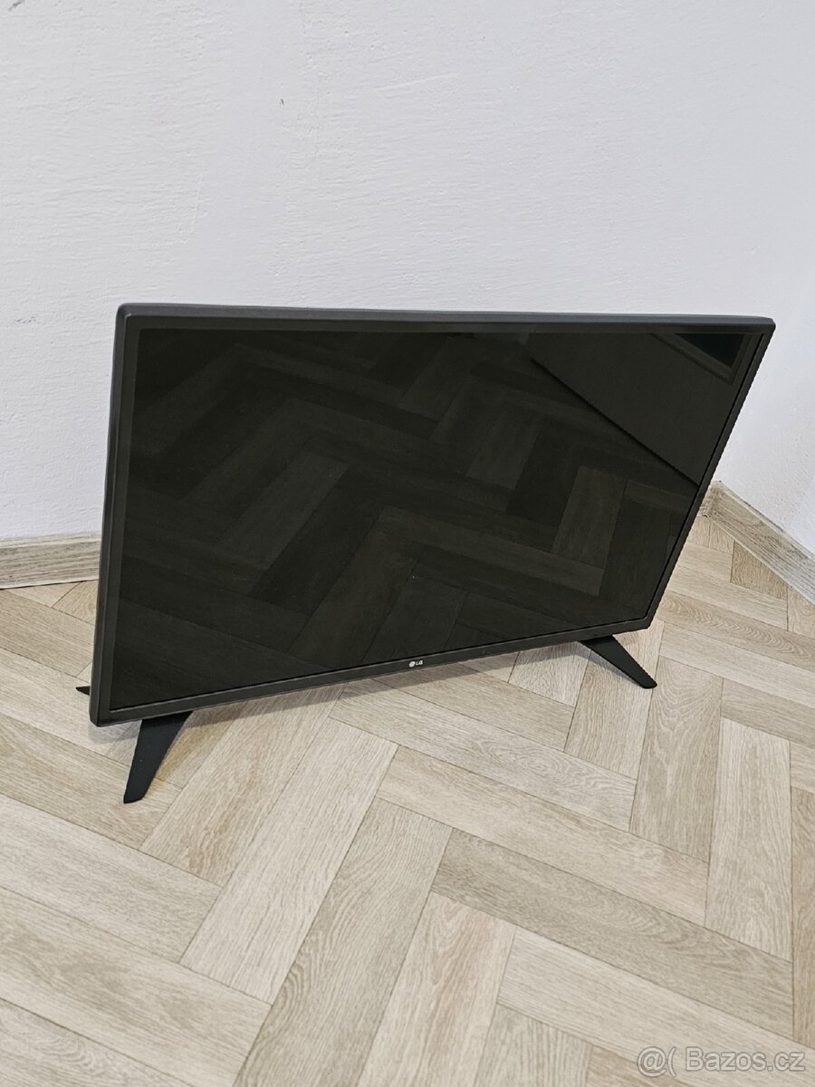 Prodám tv v dobrém stavu, 8 let stará, úhlopříčka 80