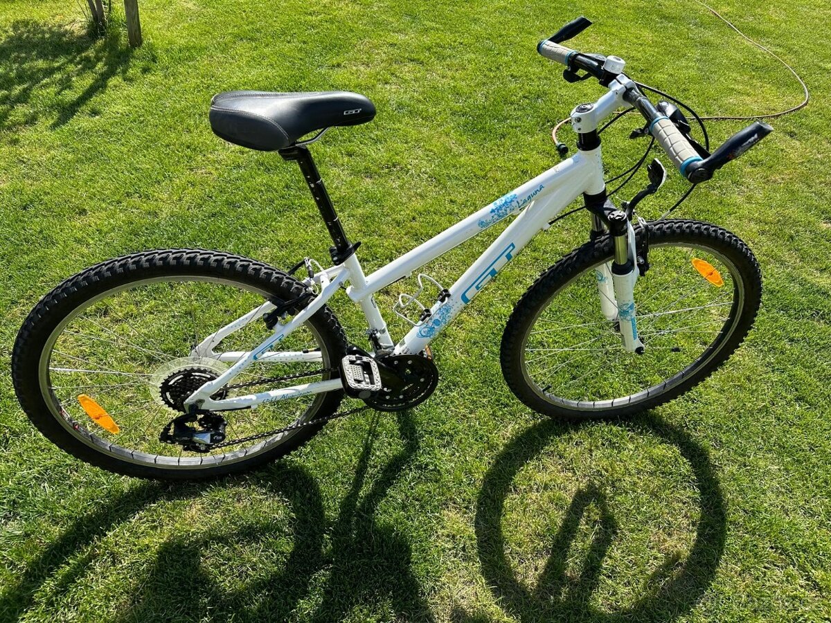 Dívčí kolo GT Laguna, vel. S