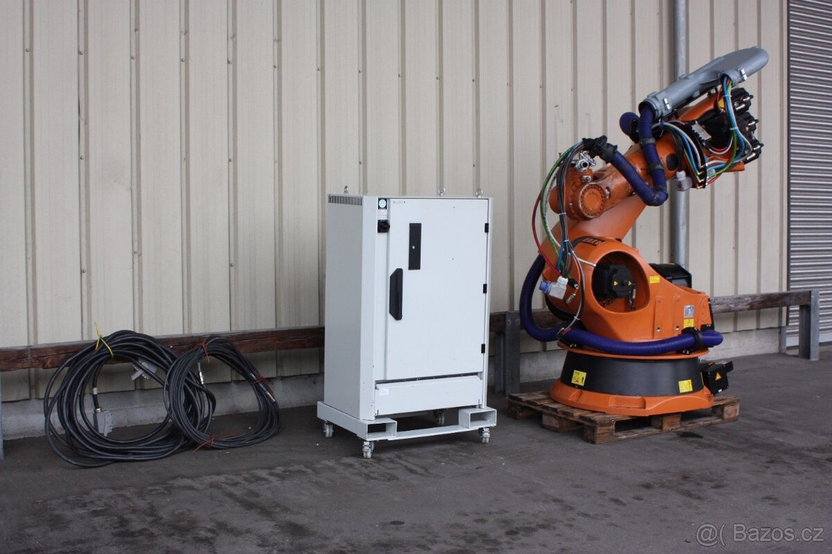 Robot Kuka KR 240 KRC 2 BJ. 2008 ED 05
