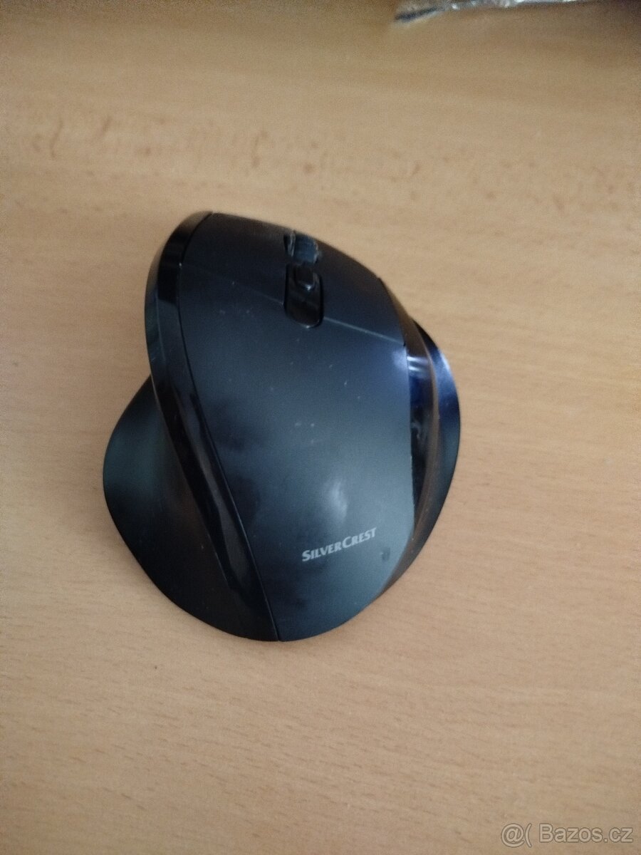 Vertikální ergonomická myš Silvertech