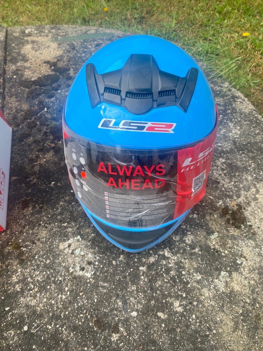 NOVÁ helma LS 2