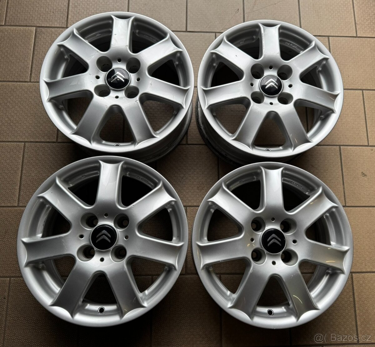 alu kola 6x15", rozteč 4x108 ET25 Peugeot Citroen