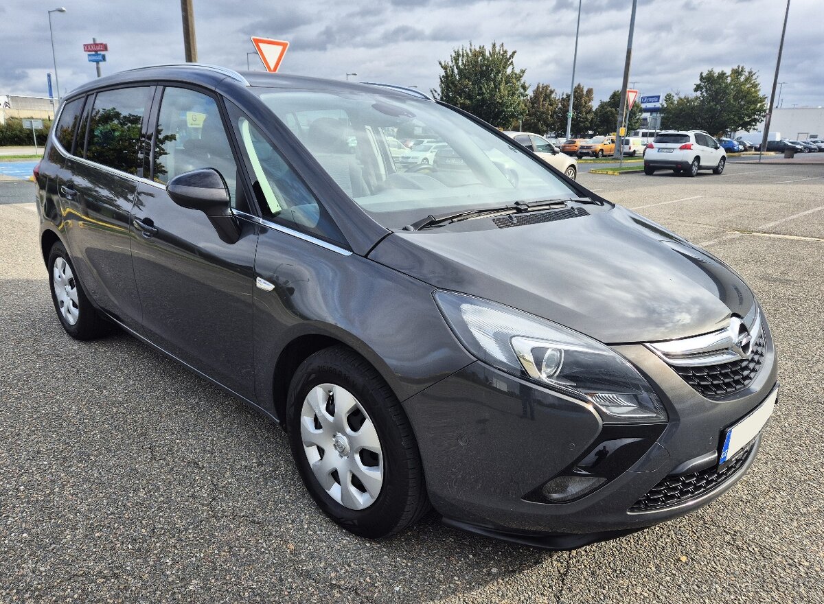 OPEL ZAFIRA 2.0 CDTi 96KW 2015 MANUÁL NAVIGACE TAŽNÉ ZAŘ