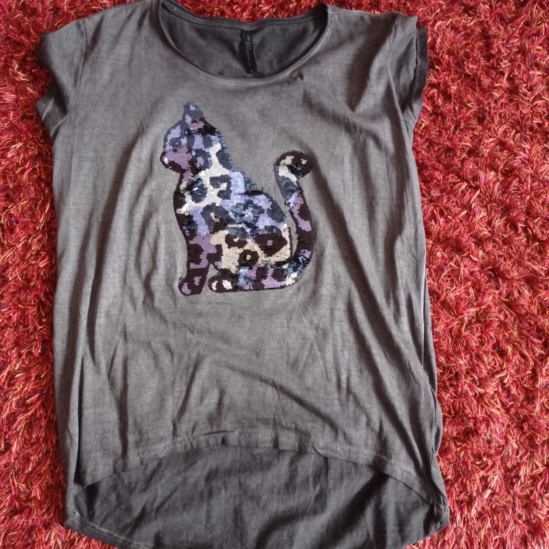 NOVÉ DÁMSKÉ TRIKO S FLITRY, KOČKA, VEL.S