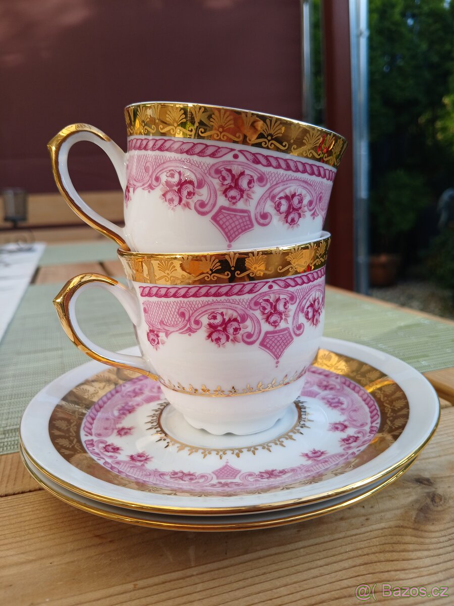 Přátelská kávová souprava