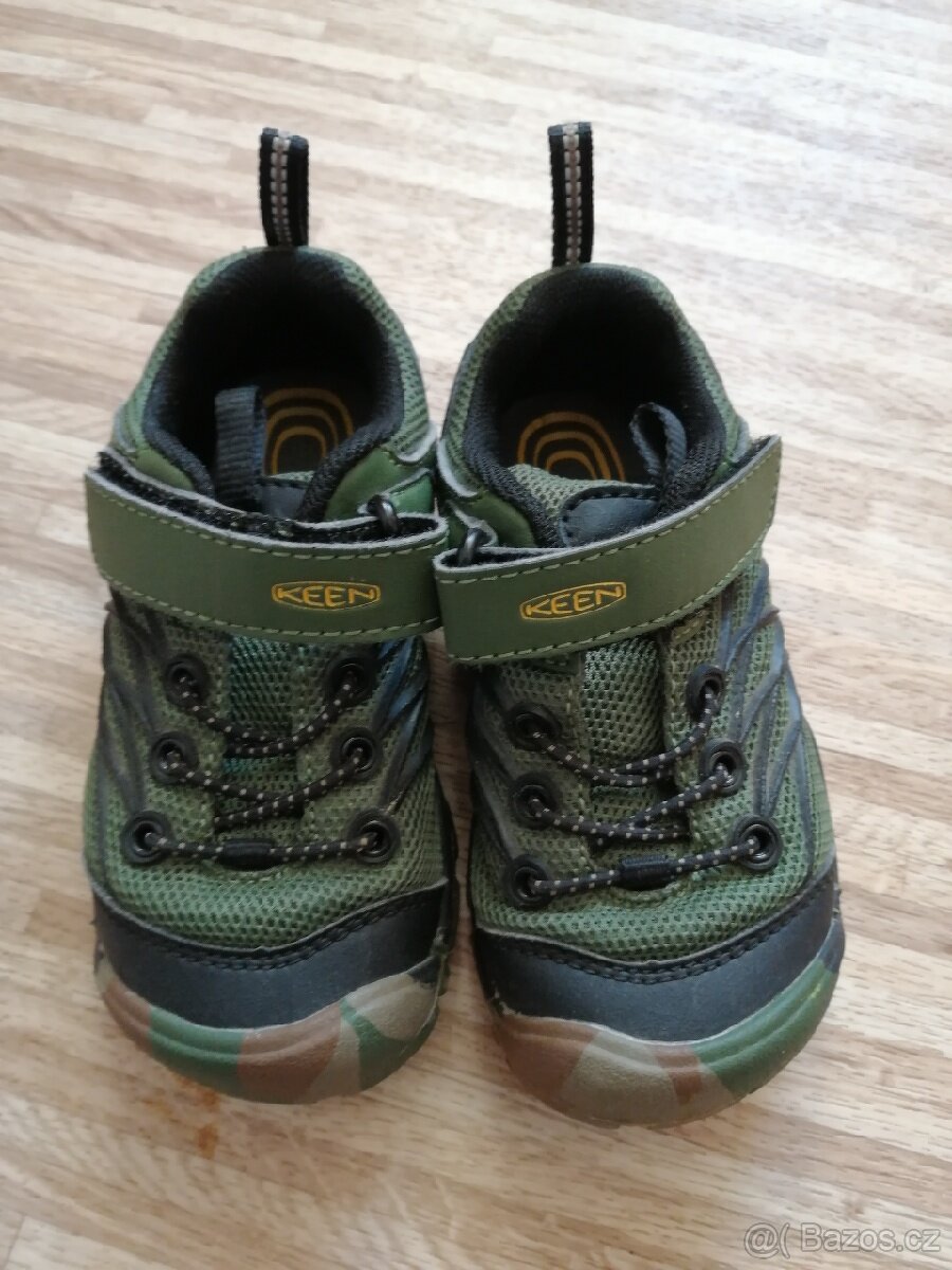 Zánovní Keen cnx barefoot vel. 25/26