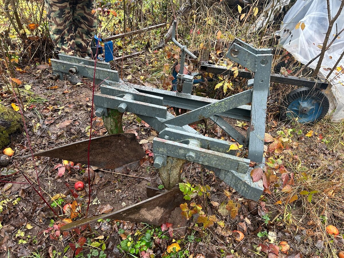 Pluh 3 radlice za traktor i malotraktor