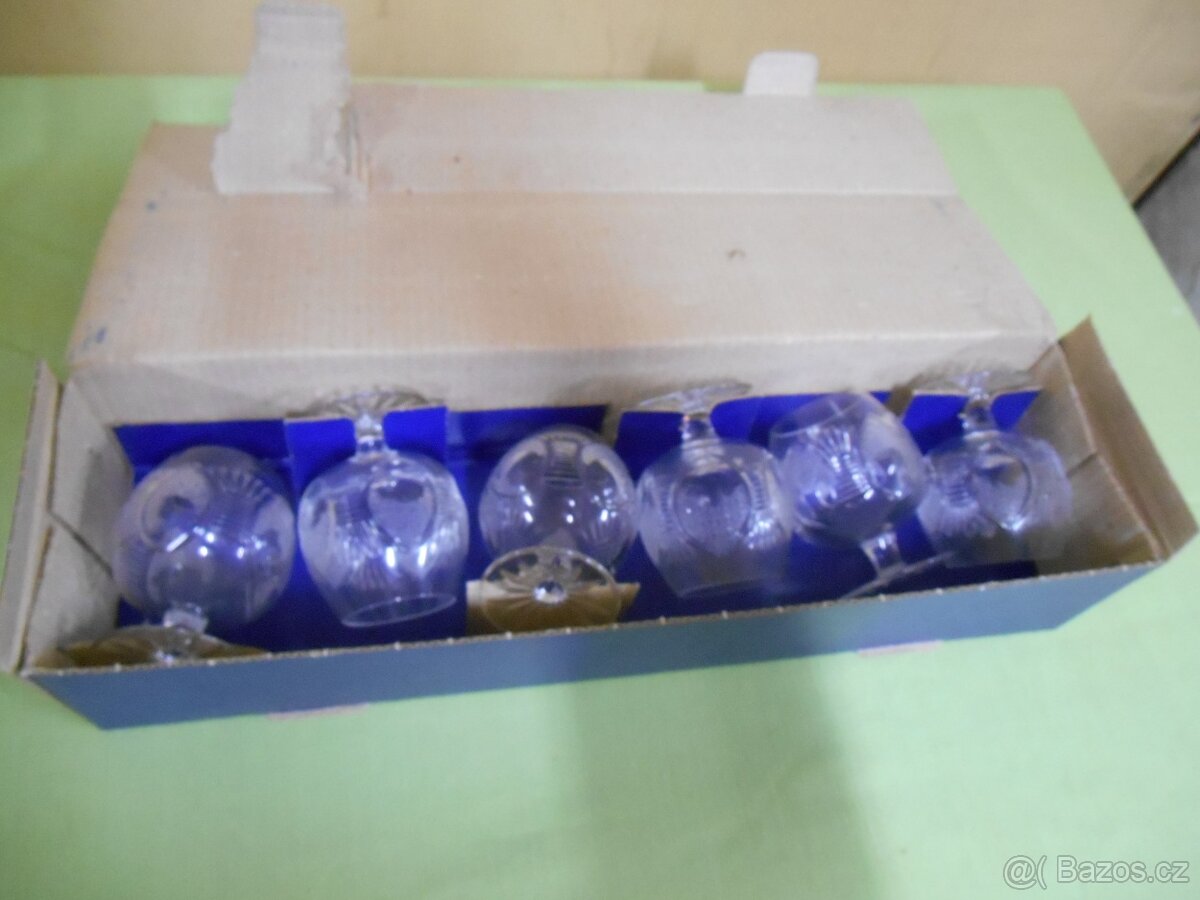 Sada broušených skleniček 200ml