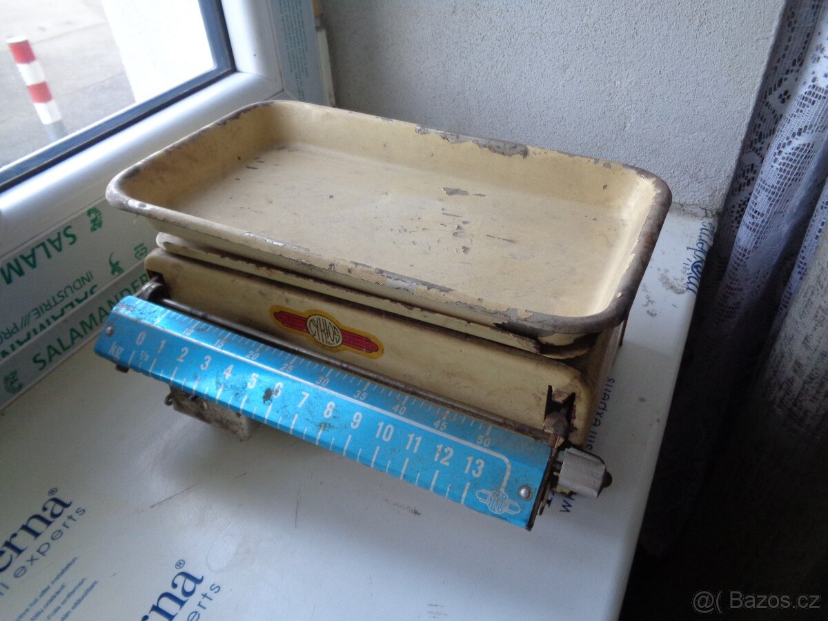 Prodám miskovou váhu.