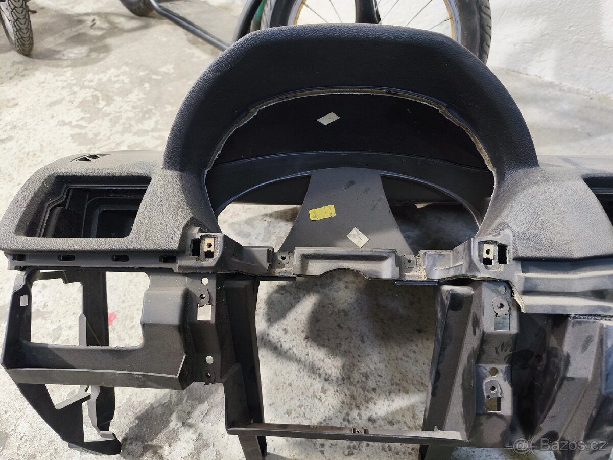 Palubní desku škoda fabia 1