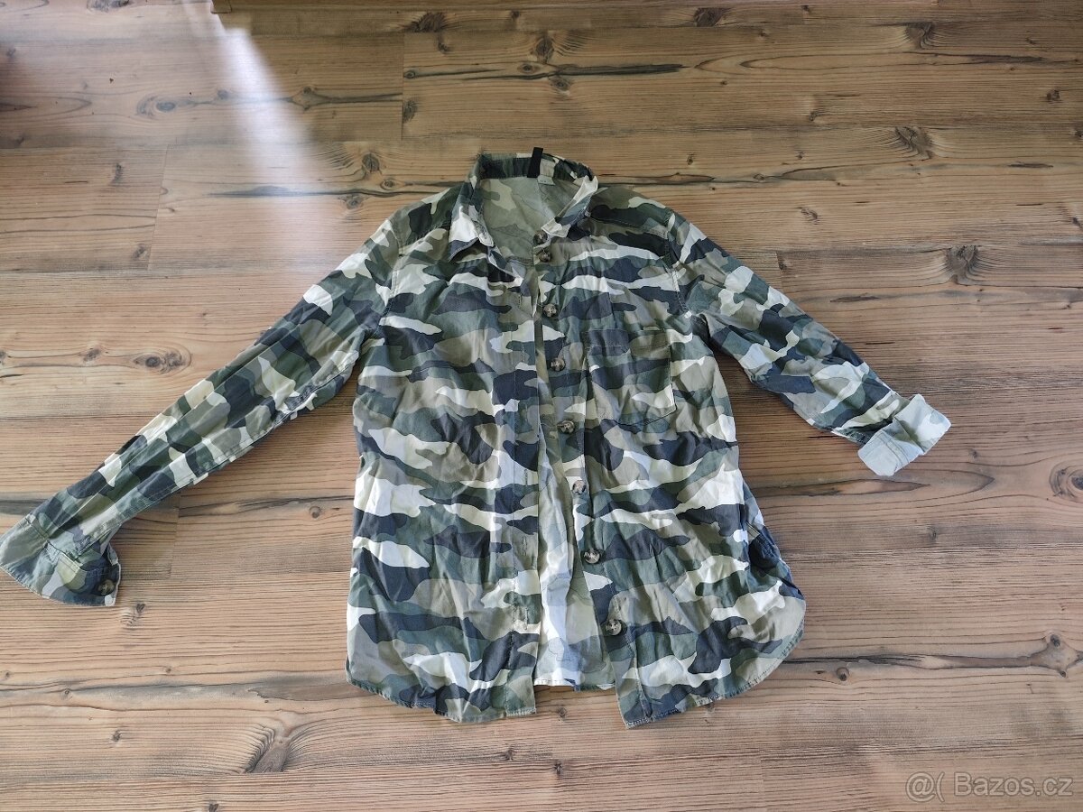 Khaki košile divided S 36 maskáčová