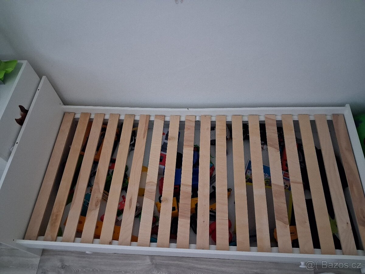 Dětská rostoucí postýlka