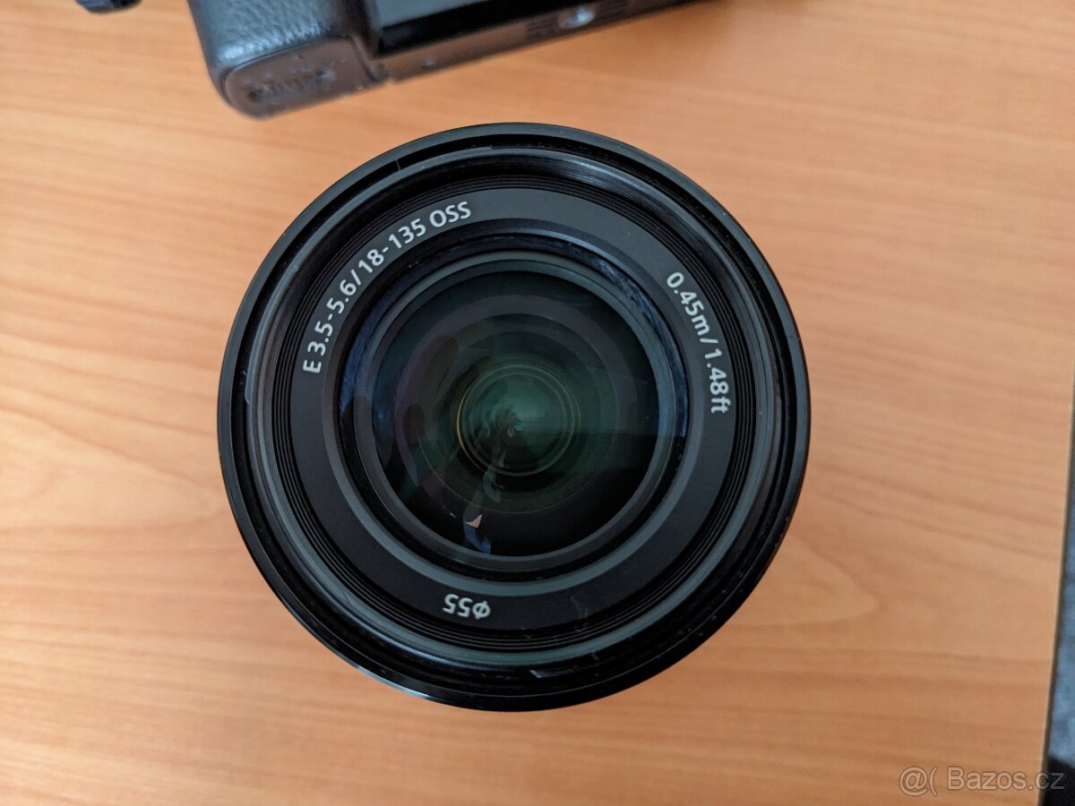 Objektiv Sony E 3.5-5.6/18-135 OSS