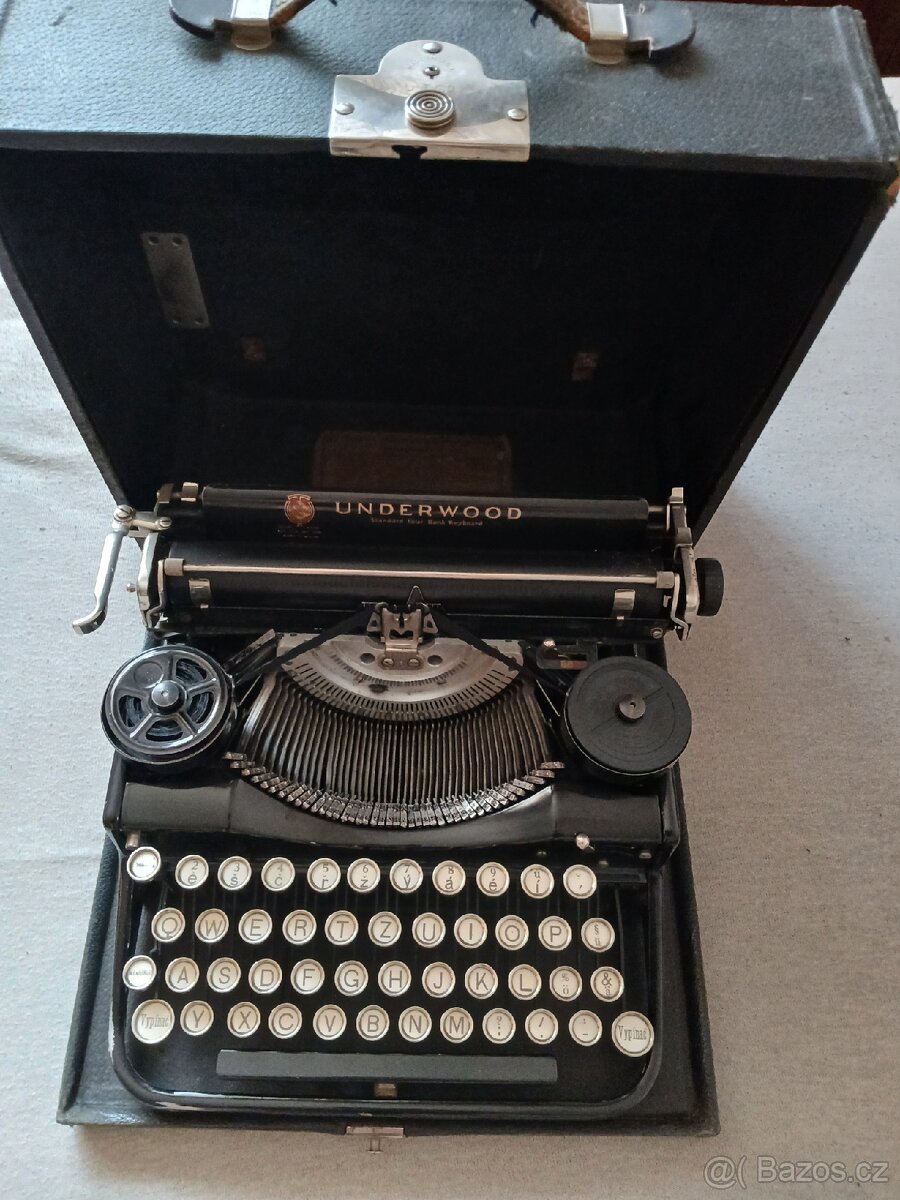 Psací stroj