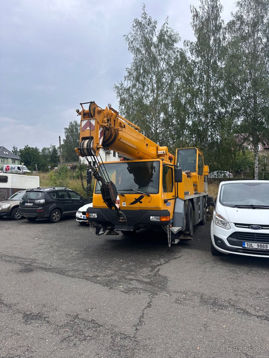Liebherr 1030/2