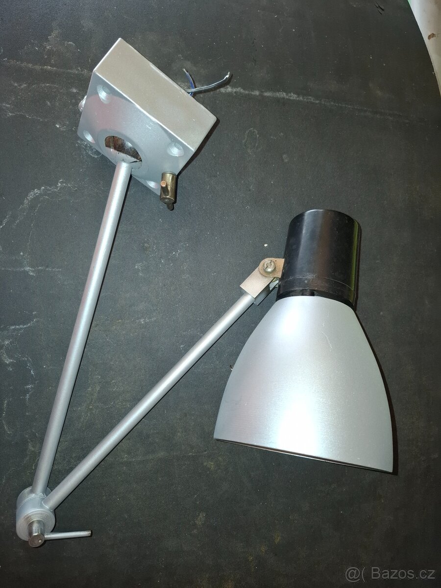 Strojní lampa