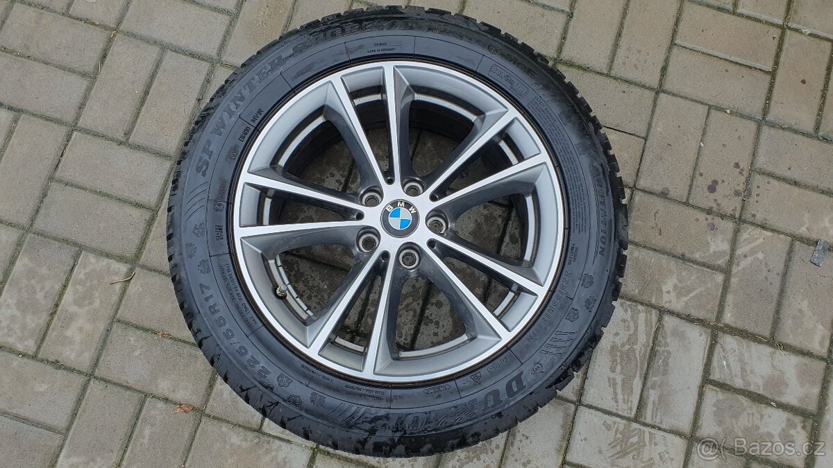 BMW 5 - G30 G31 - Sada Kol 5x112 225/55 R17 Dunlop