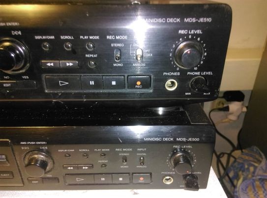 PRODÁM MINIDISC DECK MDS-JE500