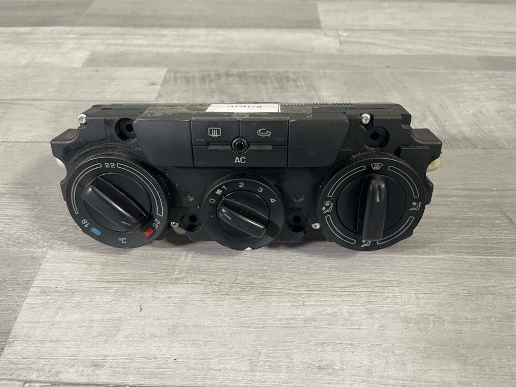 Klima panel - 1K0820047D