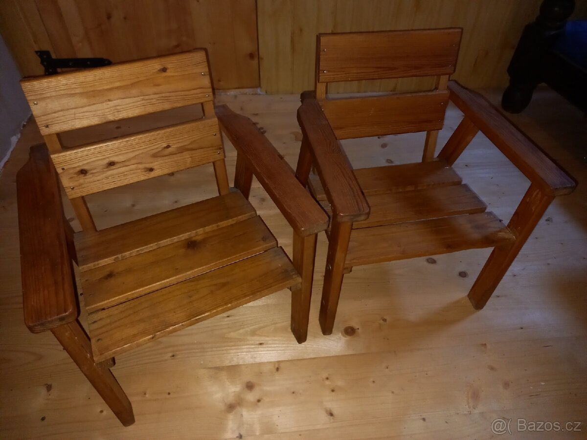 Křesílka dětská dřevěná