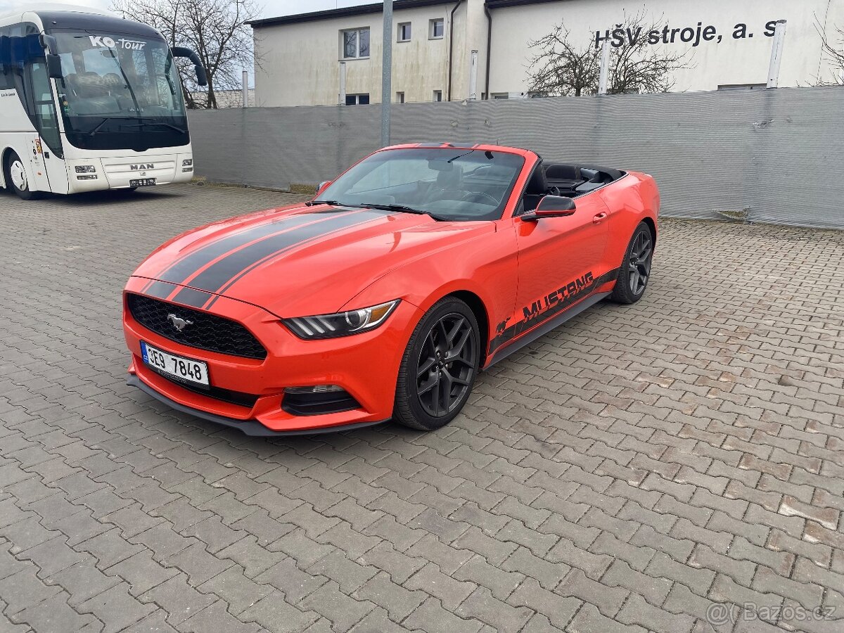 Ford Mustang Cabrio 3.7 V6 224kw