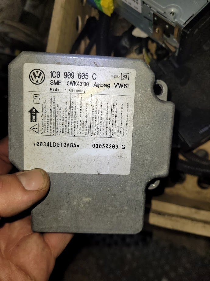 Airbagové jednotky Passat B5.5