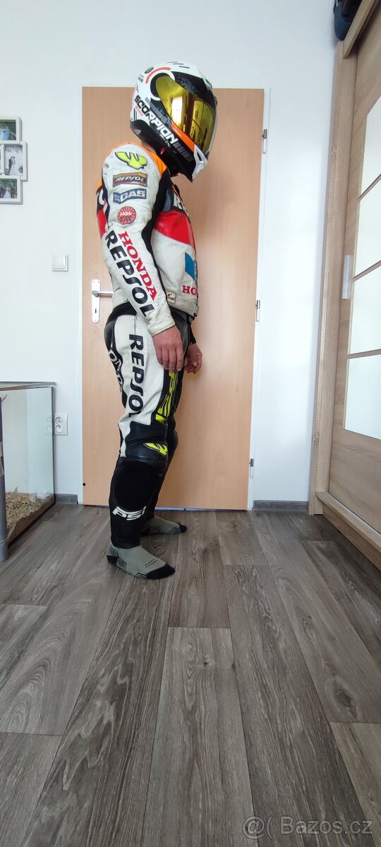 Psi kombinéza repsol