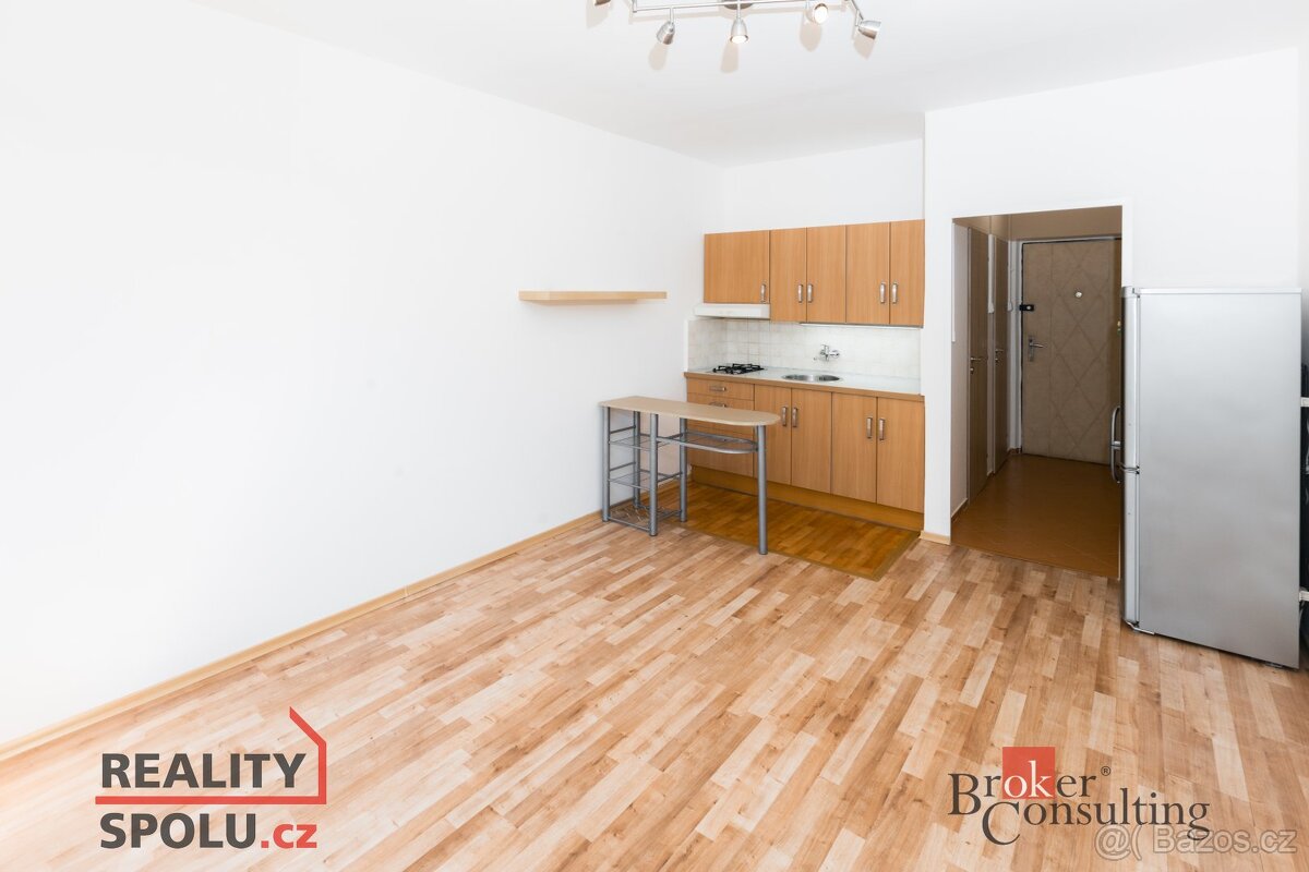 Pronájem, byty/1+kk, 24 m2, Braník 1170/8, 14200 Praha, Hlav