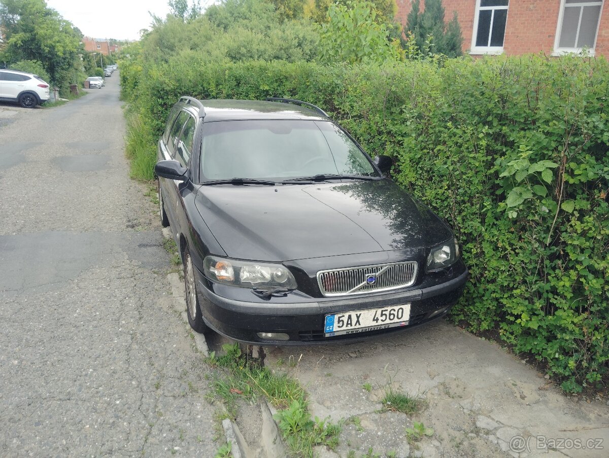 Prodám Volvo V70 II. rok 2003