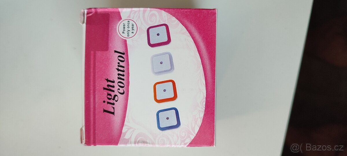 LED SVĚTLO SE SOUMRAKOVÝM SENZOREM