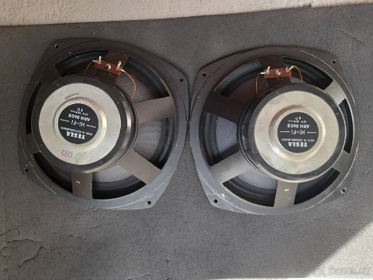 Tesla arn8608