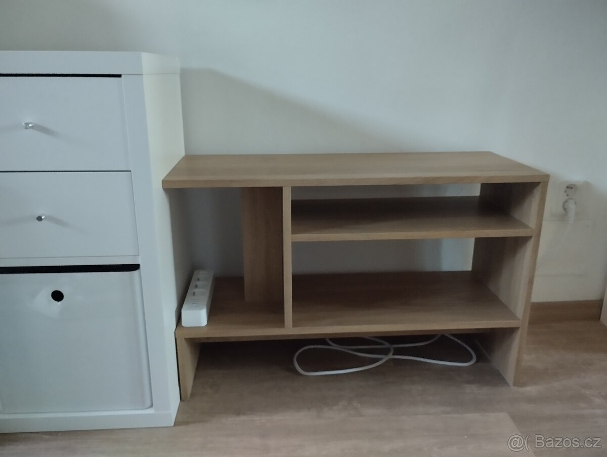 IKEA HOLMERUD Odkládací stolek, vzor dub, 80x31 cm