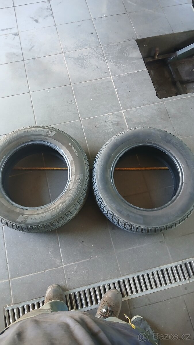 Zimní pneu 195/65/R15