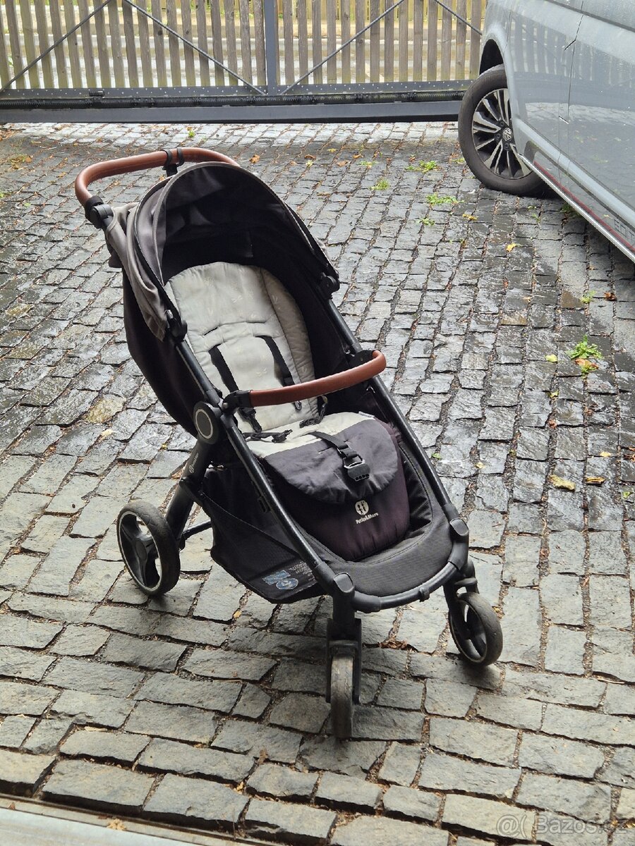 Kočárek Petit & Mars Street+