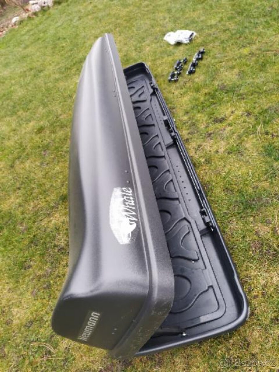 Střešní box (rakev) Neumann 227