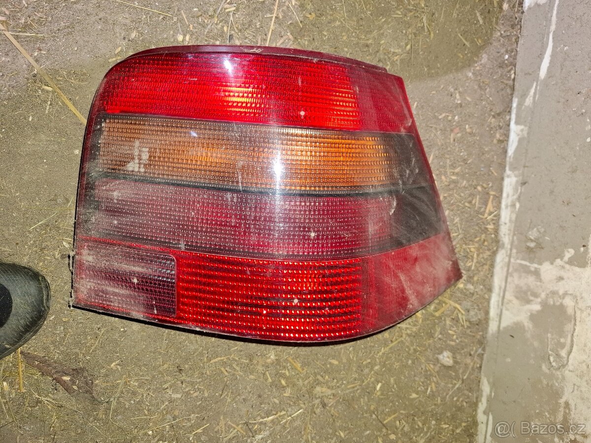 golf 4 ,zadni světla