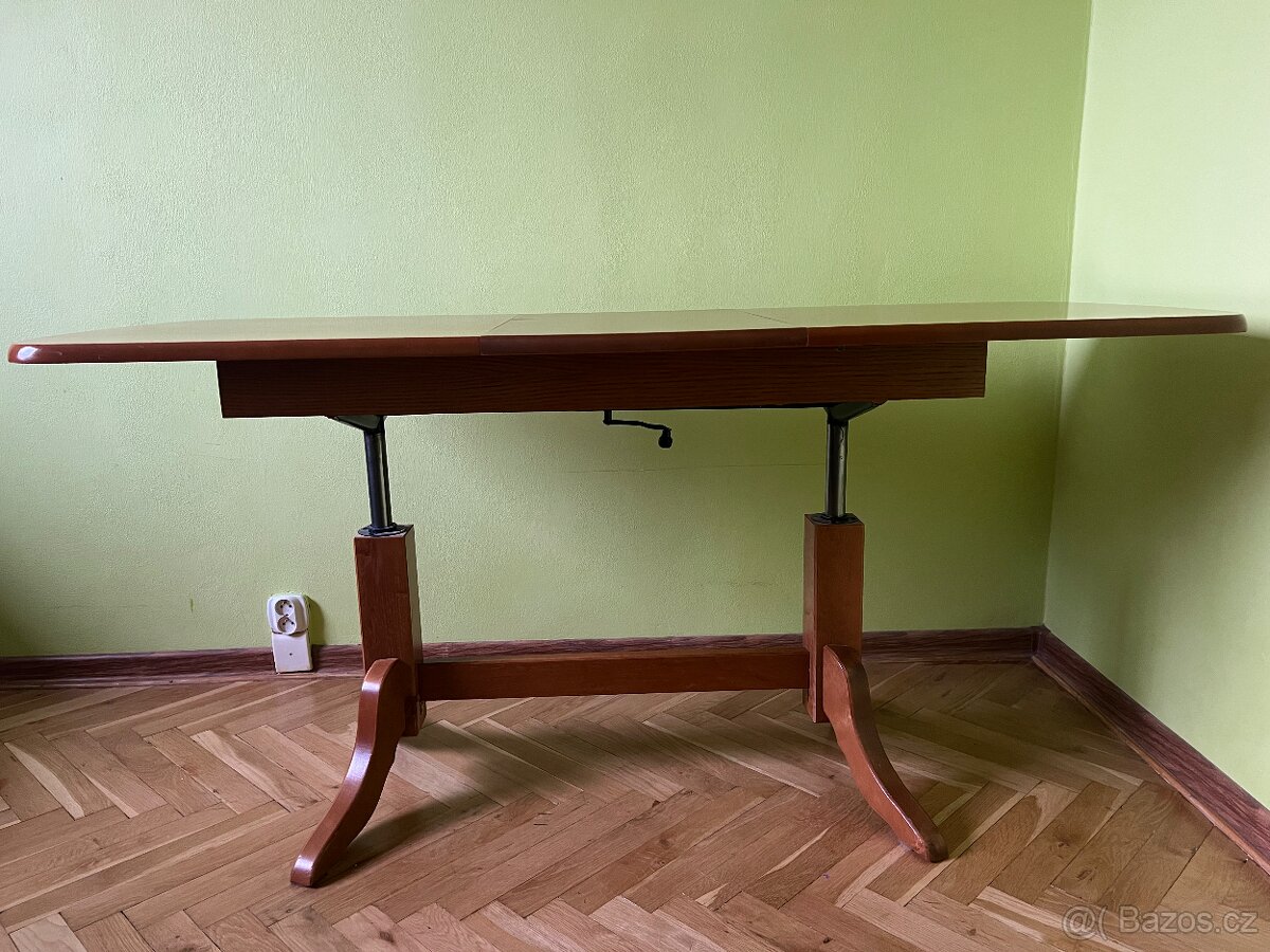 Konferenční polohovatelný/rozkládací stolek