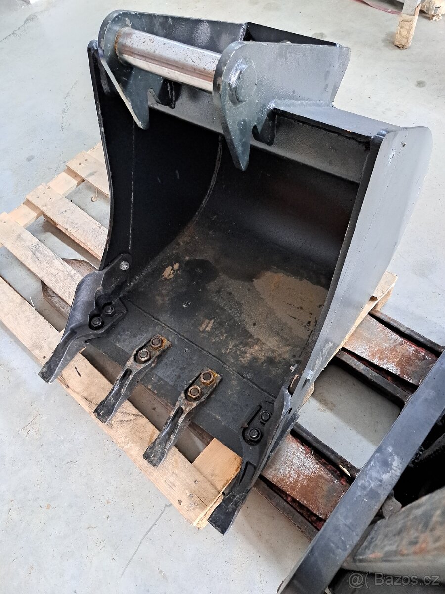 Lžíce podkopová 60cm 5tun