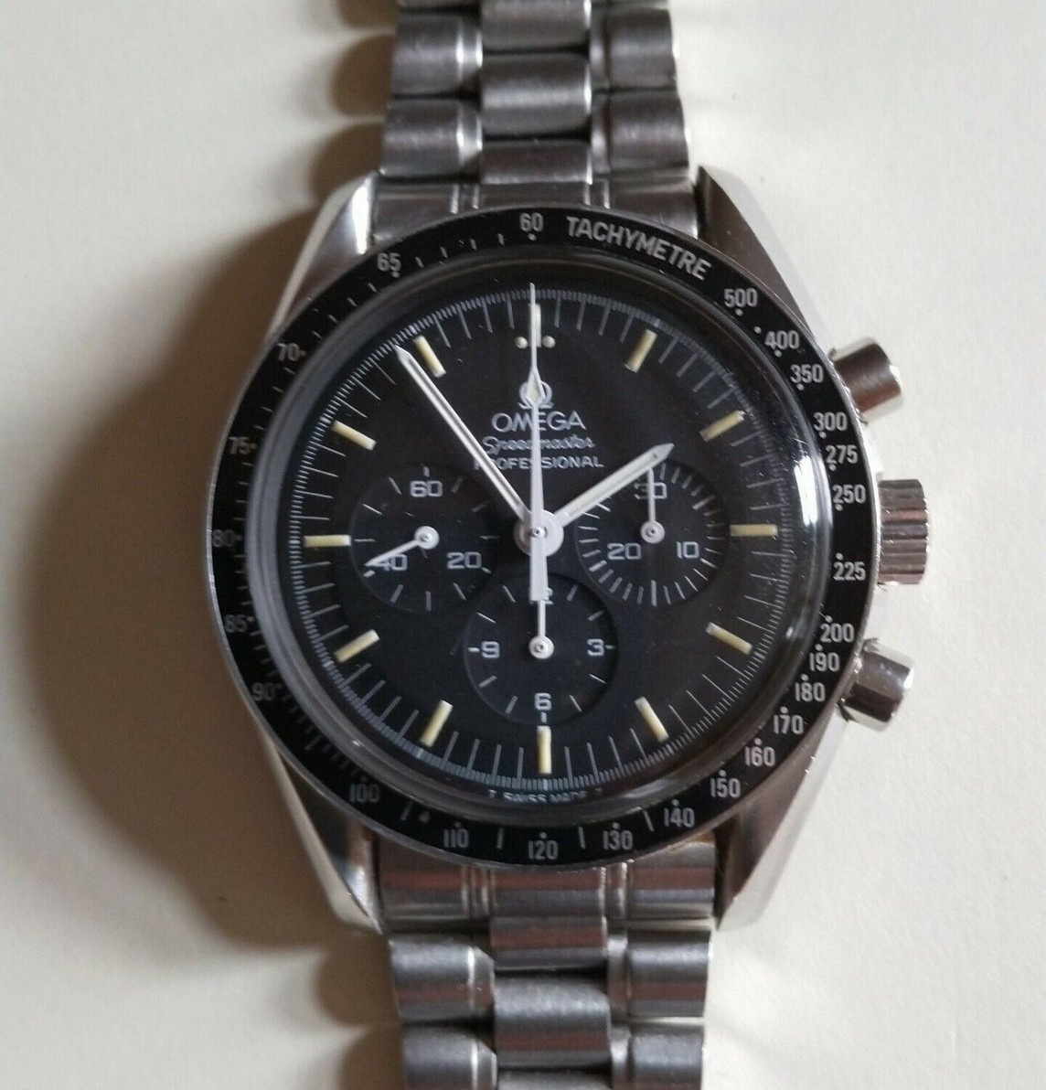 OMEGA Speedmaster Professional Moonwatch Apollo 11, skleněné
