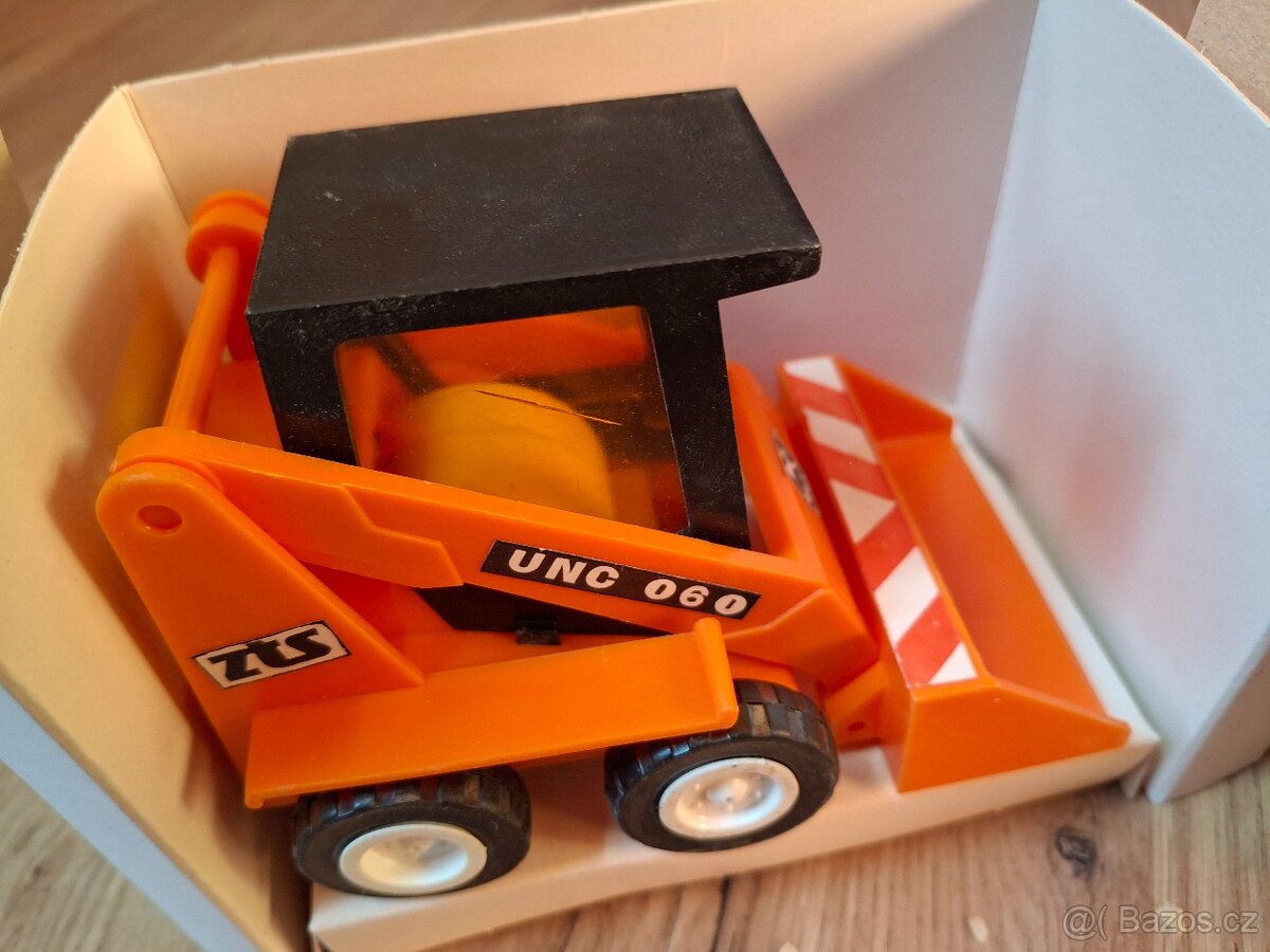 Igra retro nakladač UNC